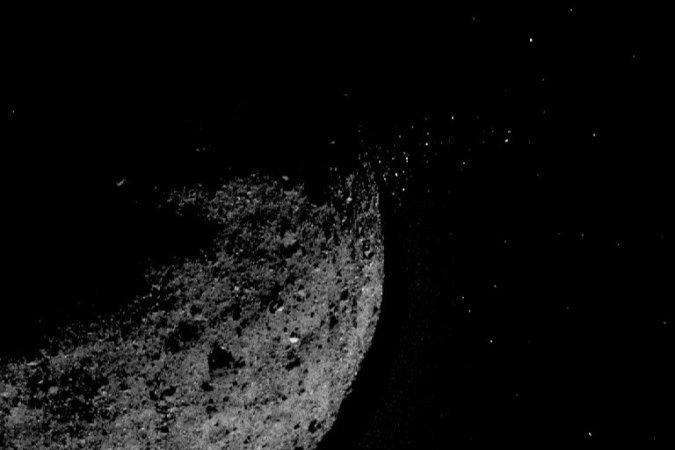 А мы и не заметили: в воскресенье мимо Земли пролетел огромный астероид