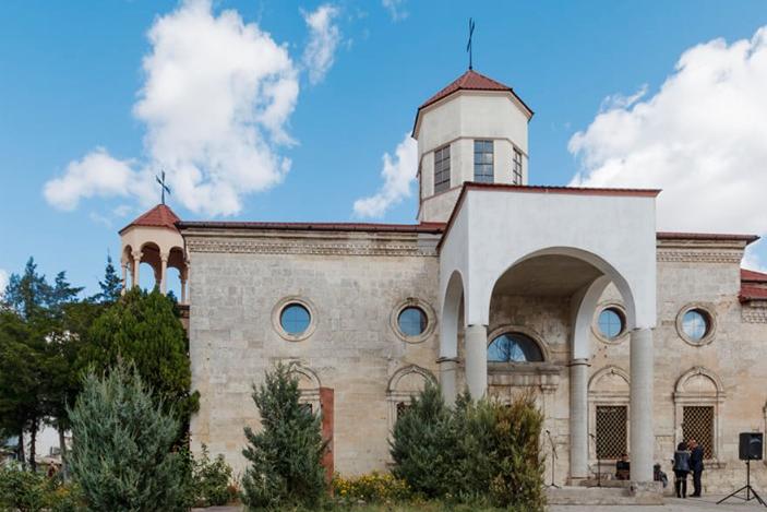 Армянской церкви вернули храм, построенный 200 лет назад в Крыму