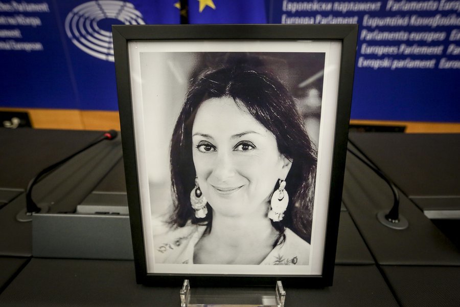Европарламент учредил премию имени убитой журналистки, обвинившей премьера страны в коррупционных связях с Алиевым