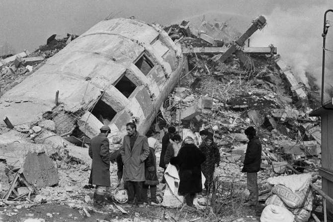34 года назад в Армении произошло разрушительное землетрясение, ставшее серьезным испытанием для страны