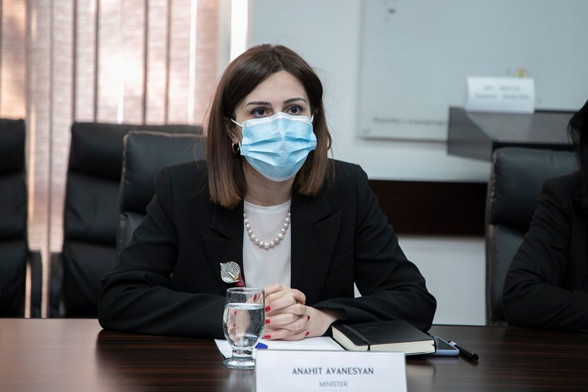 Армения продолжит закупать вакцину AstraZeneca – министр