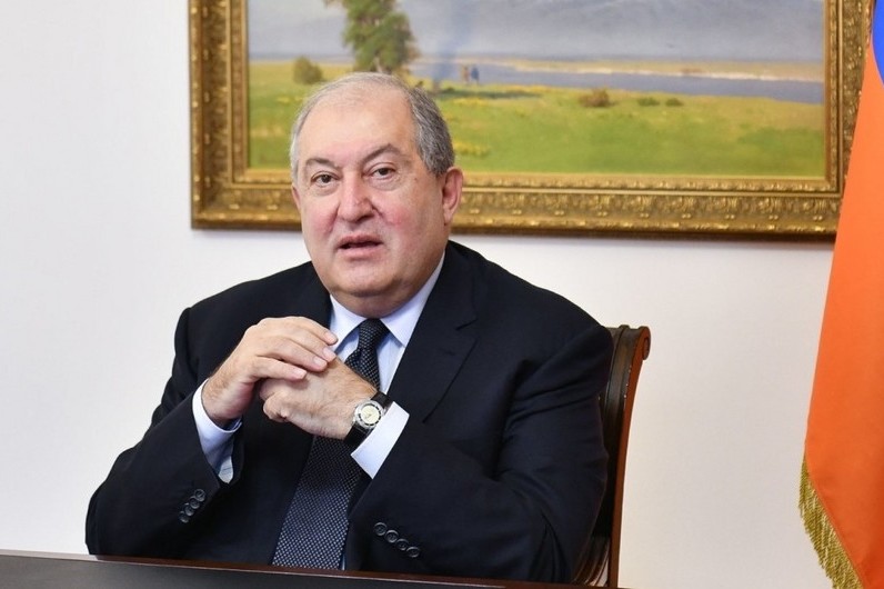 НС Армении получило заявление Армена Саркисяна об отставке с поста президента