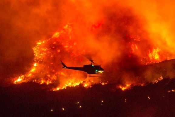 Калифорния в огне: площадь пожаров в текущем году превысила 881,4 тысячи гектаров, побив предыдущий антирекорд