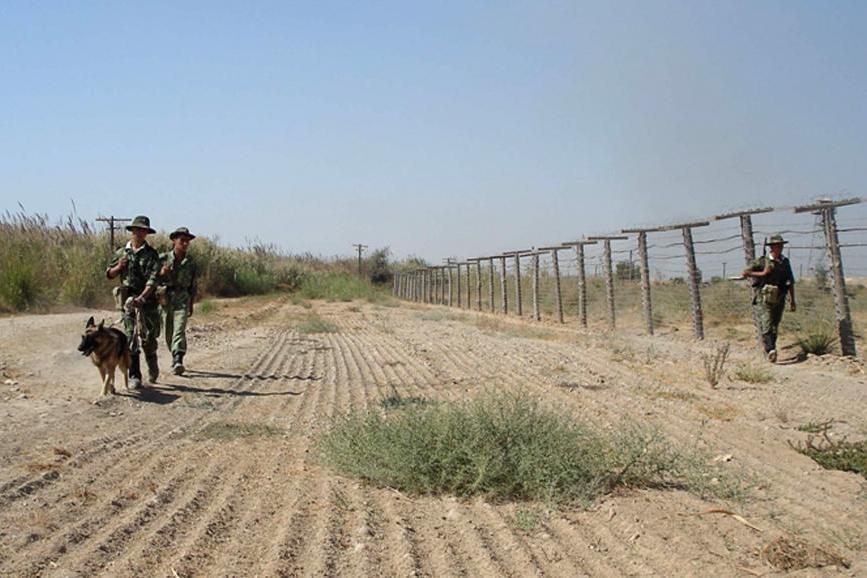 После инцидента на границе Кыргызстан и Таджикистан обменялись обвинениями  