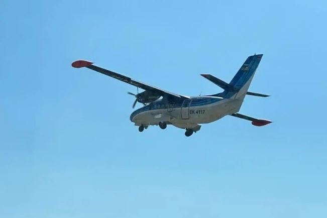 Историческое событие: в аэропорту Капана впервые за почти 30 лет совершил посадку самолет
