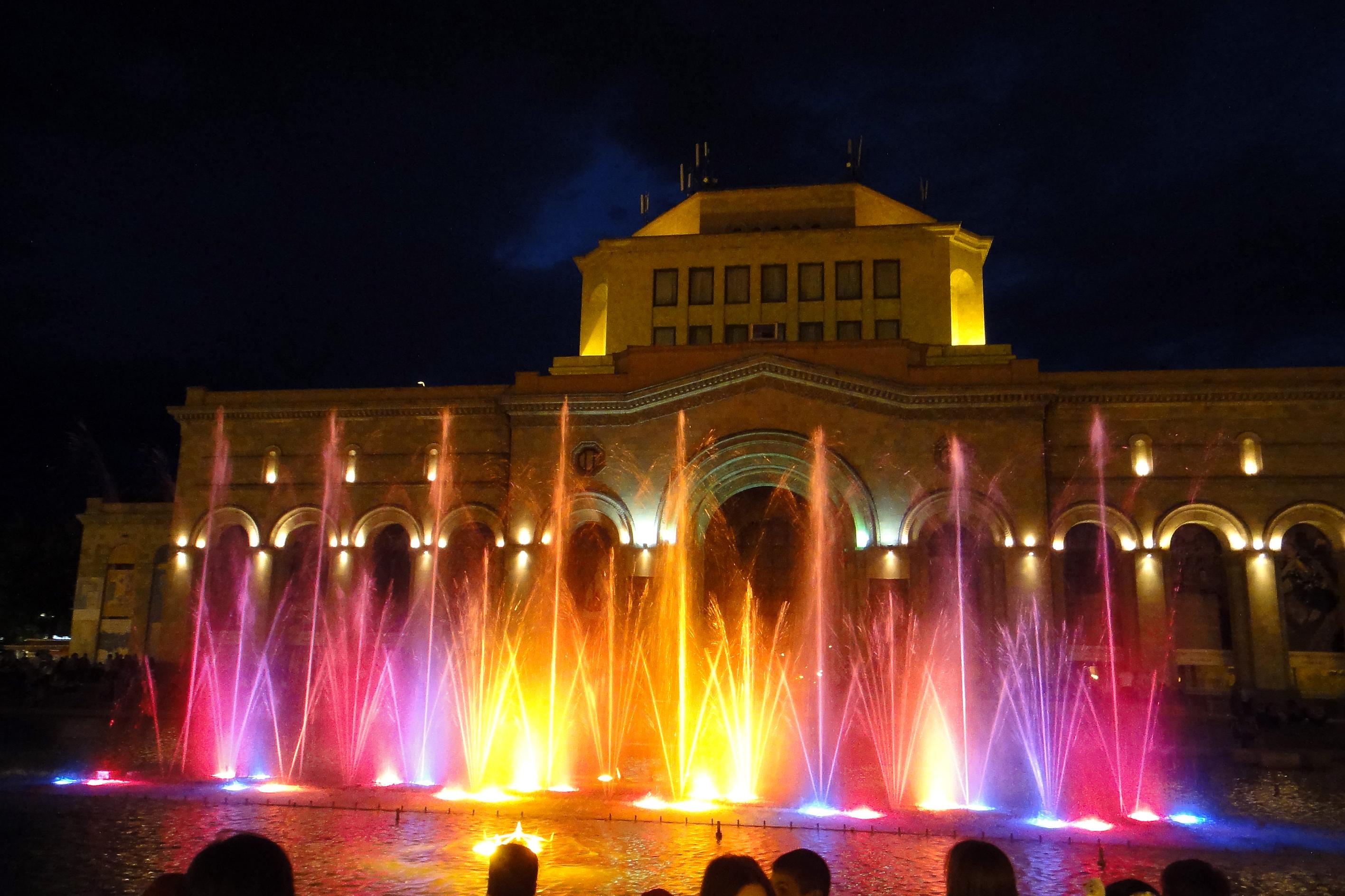 Ереван в списке самых романтичных городов