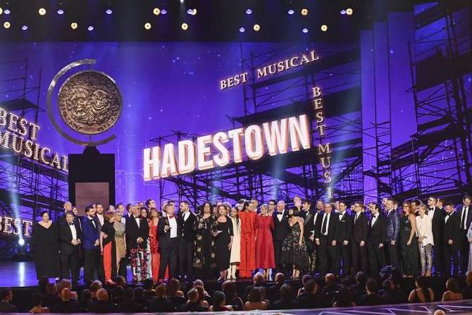 Объявлены лауреаты театральной премии «Тони»: победителем в номинации «лучший мюзикл» стала постановка Hadestown
