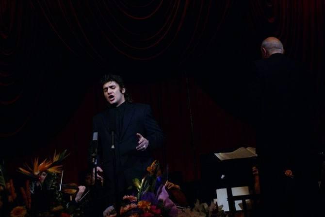 Оперный певец Давид Туманян вынесет на суд любителей искусства поп-оперу: в основе произведения лежит история, взятая из жизни его друзей