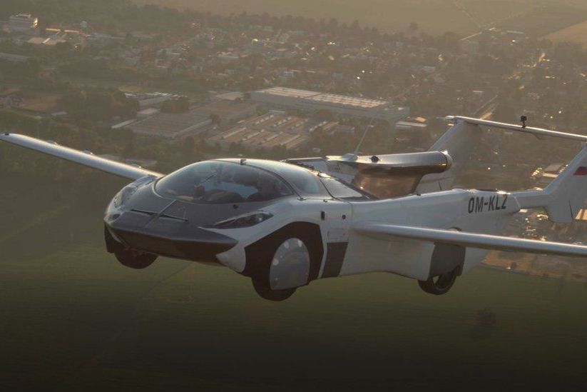 Научная фантастика во плоти: летающий автомобиль совершил первый в истории 35-минутный междугородний перелет