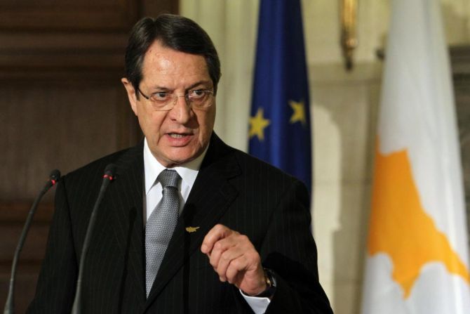 Президент Кипра попросил ЕС жестко отреагировать на незаконные действия Турции