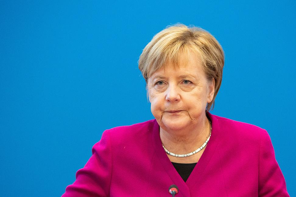 Focus: Меркель готова отказаться от выдвижения на пост канцлера Германии