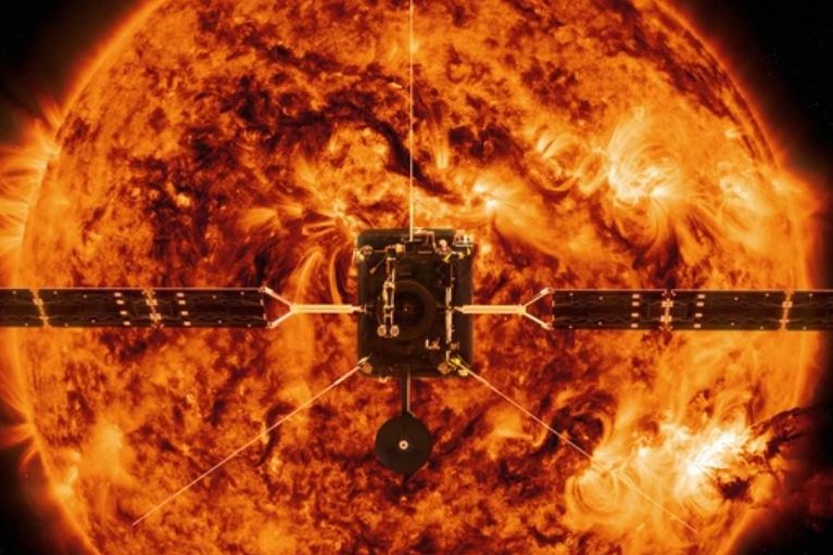 Зонд Solar Orbiter максимально приблизился к Солнцу и уже разворачивает научные приборы