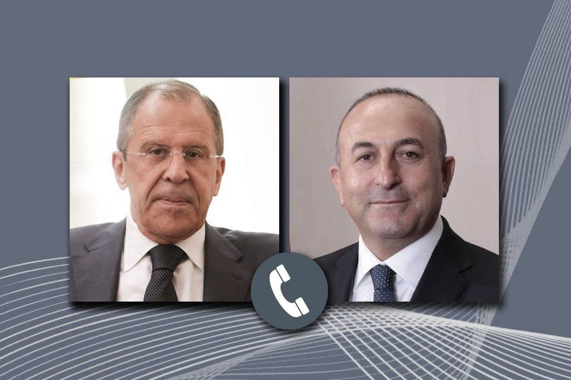 Главы МИД РФ и Турции обсудили ситуацию в зоне карабахского конфликта