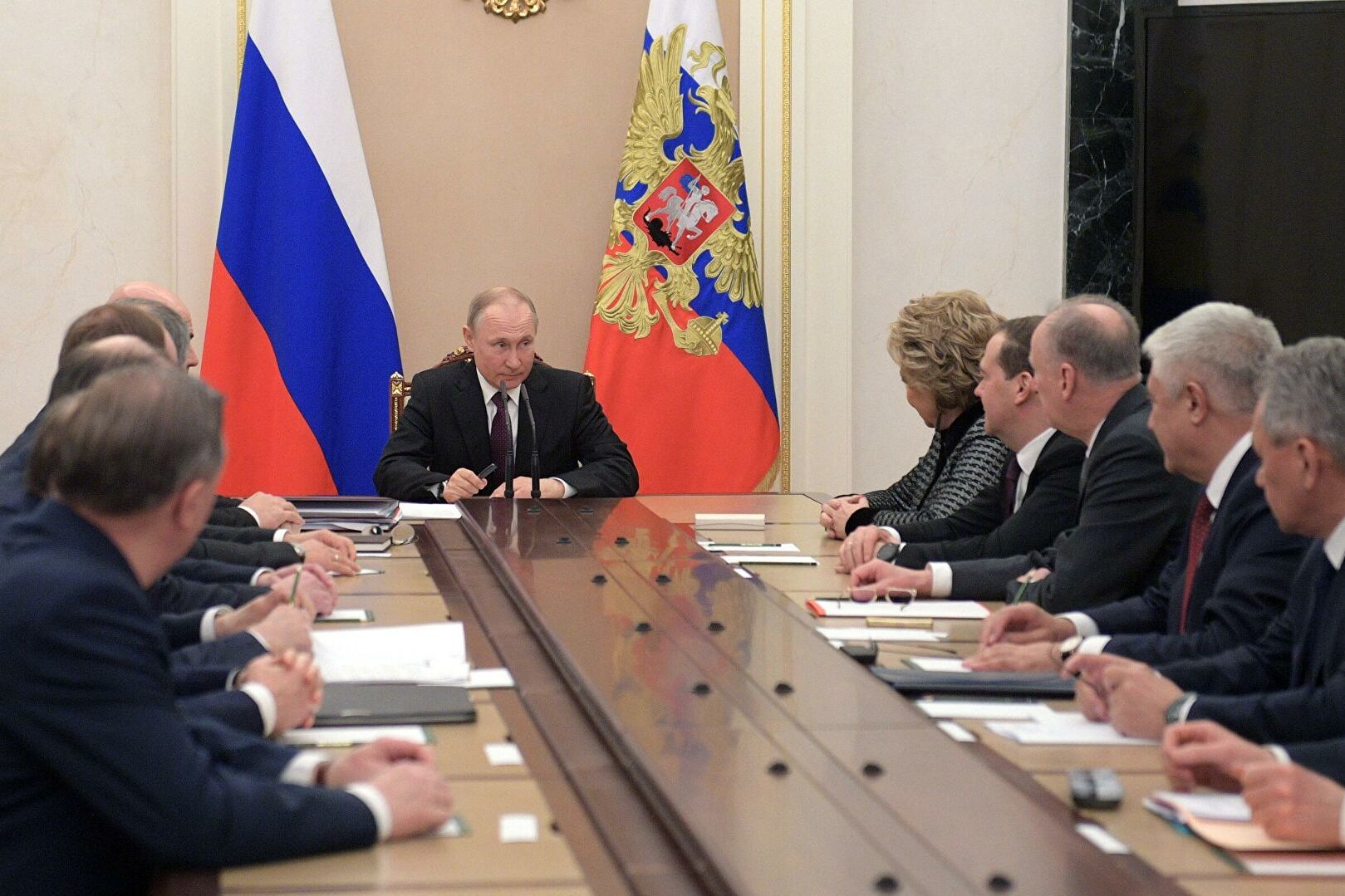 Путин обсудил с членами Совбеза Нагорный Карабах