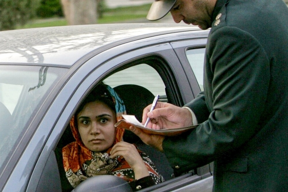 В Ашхабаде женщинам запретили занимать передние сиденья в автомобилях