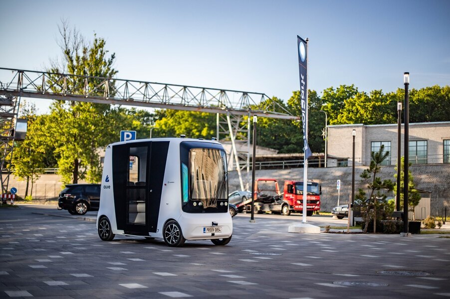 С заботой об экологии: в Эстонии запустят первые в мире беспилотные микроавтобусы на водородном топливе