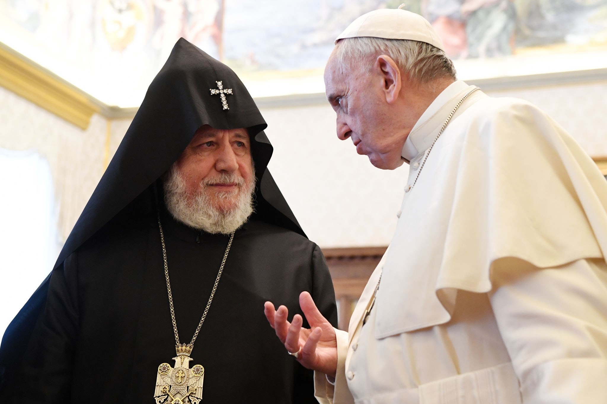 Церковь возможно обратится к Папе Римскому по вопросу возвращения пленных - Гарегин II