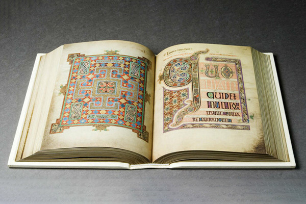 Все они полны тайн, загадок и захватывающих историй: самые уникальные средневековые рукописи (часть 2)