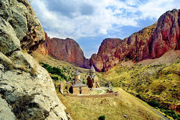 Армения вошла в топ-10 лучших стран для туризма по версии сервиса Tutu 