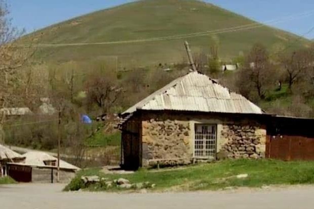 Ադրբեջանցի զինվորները Վայոց ձորի «Գոգի լեռ» կոչվող սարատեղից 75 խոշոր եղջերավոր կենդանի են հափշտակել