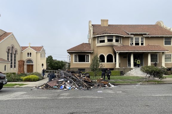 В Сан-Франциско подожгли одно из зданий армянской церкви
