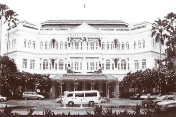 Армяне в Сингапуре: братья Саркис, построившие легендарный отель Raffles в Сингапуре