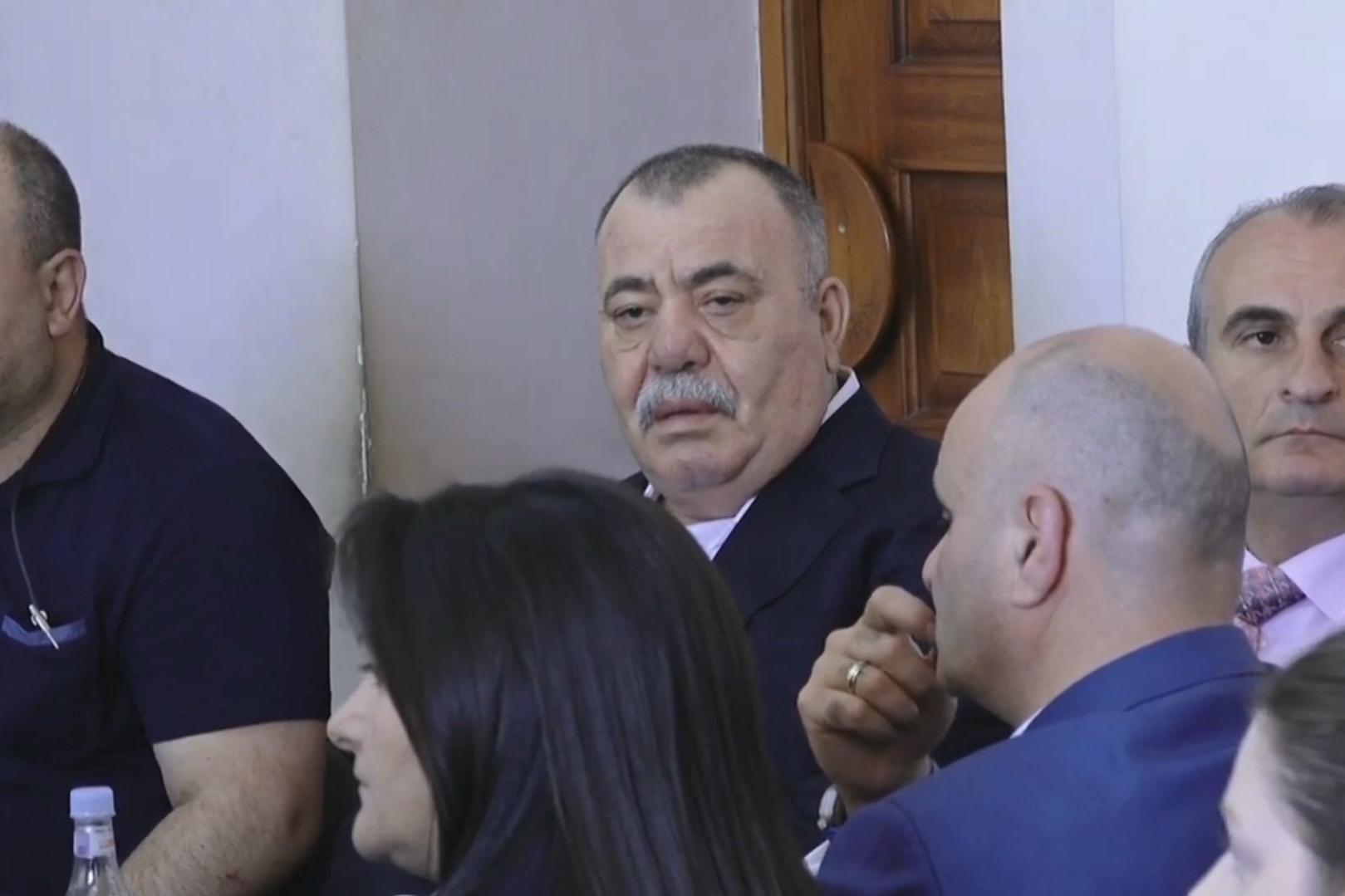 Մանվել Գրիգորյանի պաշտպանի խնդրանքով այսօրվա դատական նիստն ընթանում է դռնփակ 