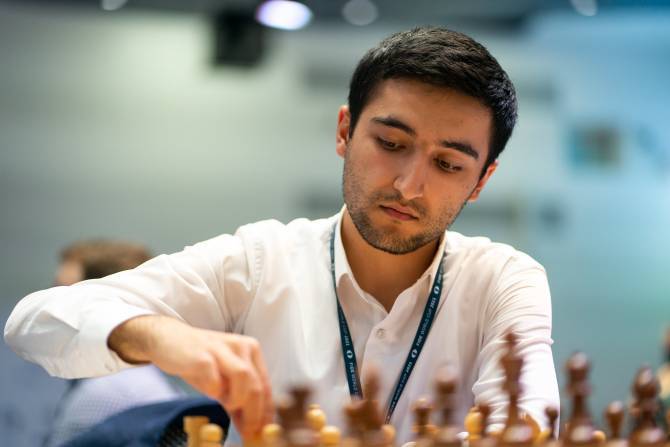 Гроссмейстер Шант Саркисян – один из лидеров индивидуального чемпионата Европы