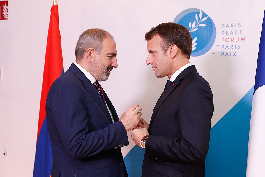 Ֆրանսիայի նախագահը պատրաստակամ է արդար լուծում տալ՝ Լեռնային Ղարաբաղի բոլոր կողմերի համար․ կայացել է Մակրոն-Փաշինյան հեռախոսազրույց