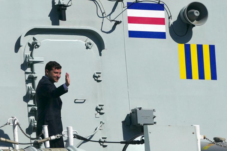 Военно-морским амбициям Зеленского недостает бухт и кораблей