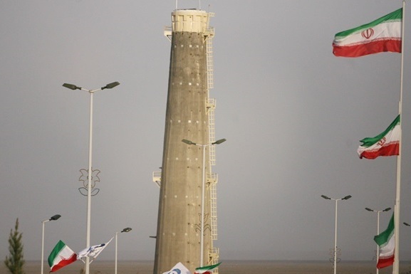 На ядерном заводе в центральной части Ирана произошла авария
