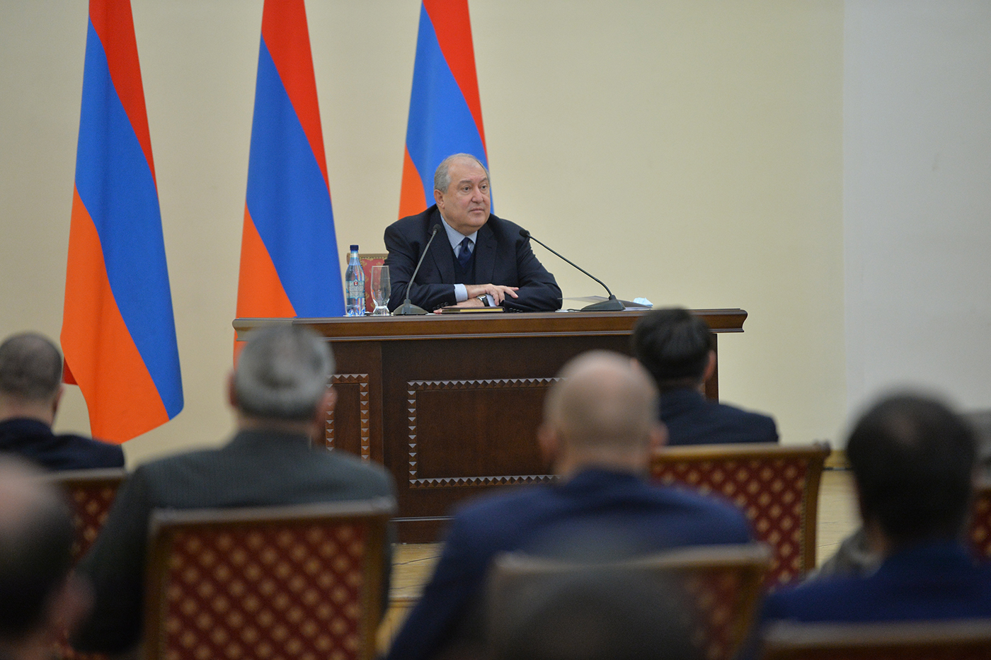 Պետք է կառուցենք հզոր հայրենիք, և դրա բաղադրիչներից մեկը միմյանց չխաբելն է․նախագահը հանդիպել է մշակույթի գործիչներին