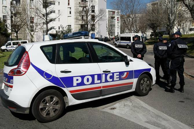 Мэра города во Франции угрожают обезглавить за борьбу с преступностью