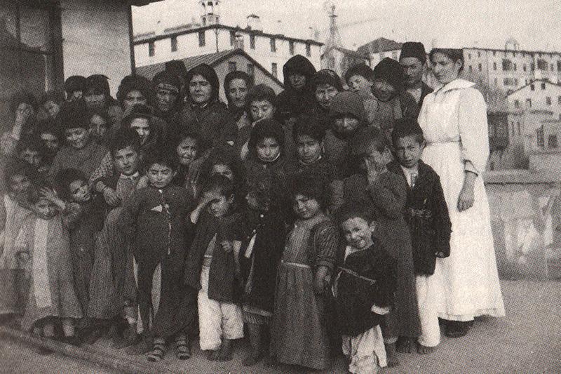 Свои молодые годы отдала спасению армянских женщин и детей: миссия Карен Марии Петерсен