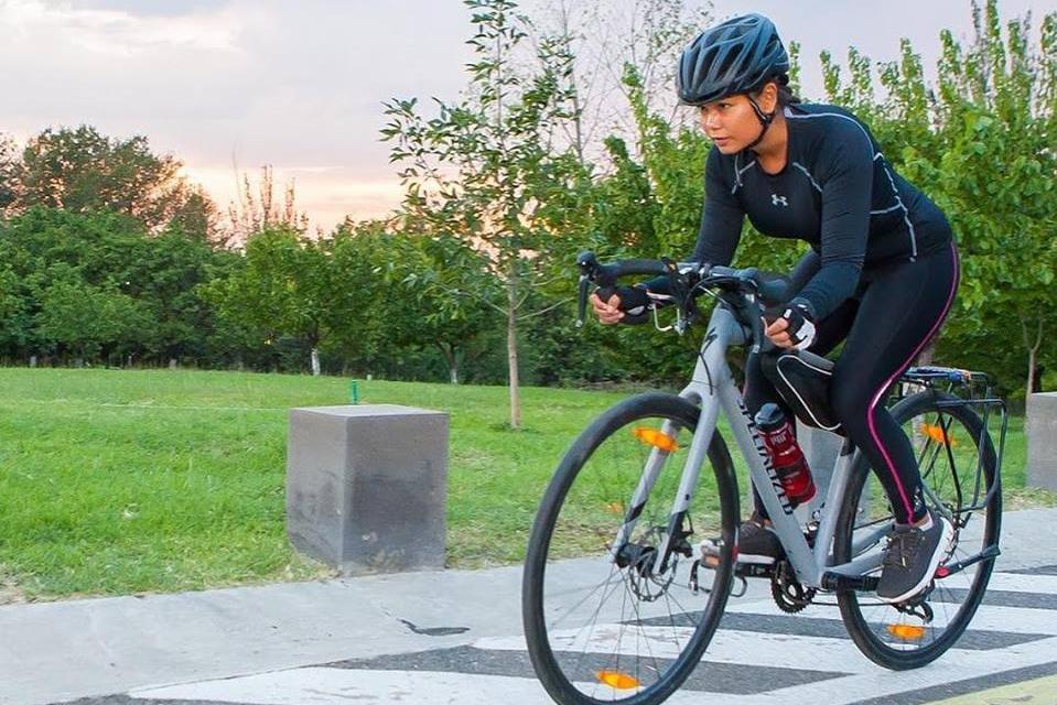 Արոնյանի կինը Հայաստանի անկախության օրը հեծանիվով կանցնի Թուրքիայի տարածքով 