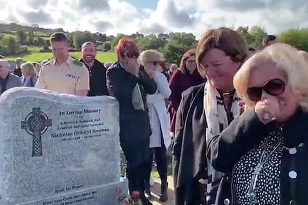 Ирландец сумел рассмешить скорбящих родственников на своих похоронах