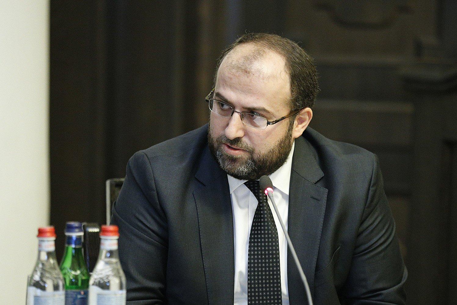 “Просвещенная Армения” потребовала отставки министра экологии