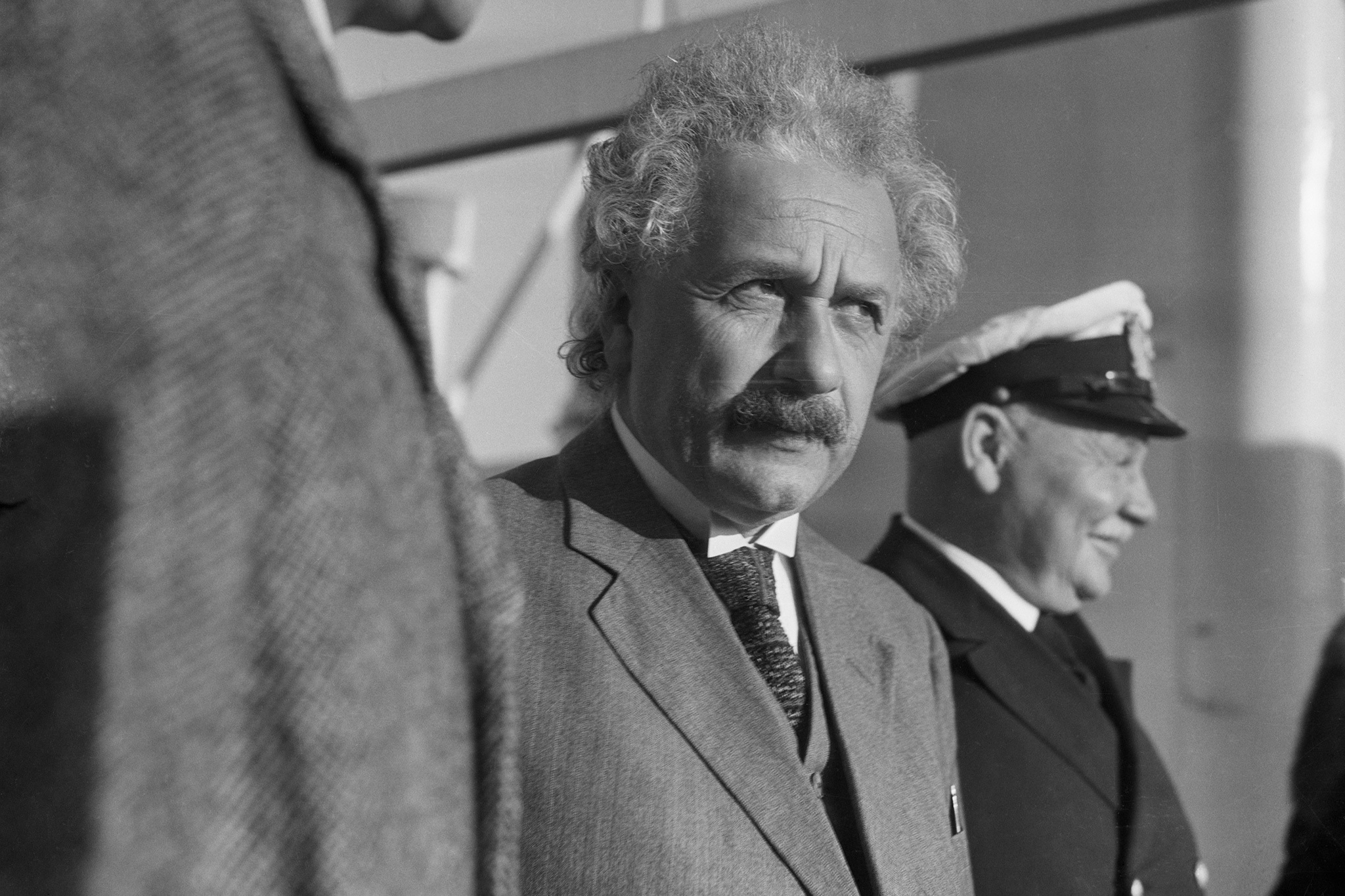 Двое американских инженеров бросили вызов теории относительности Эйнштейна 