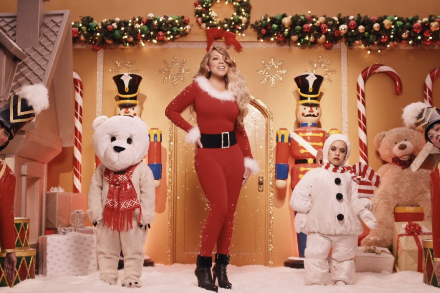 Третий декабрь подряд: песня Мэрайи Кэри «All I Want for Christmas Is You» вновь заняла первое место в Billboard Hot 100