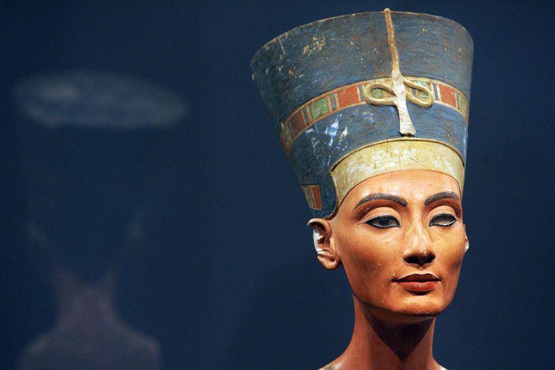 Ученые заявили о возможной находке могилы загадочной египетской царицы Нефертити