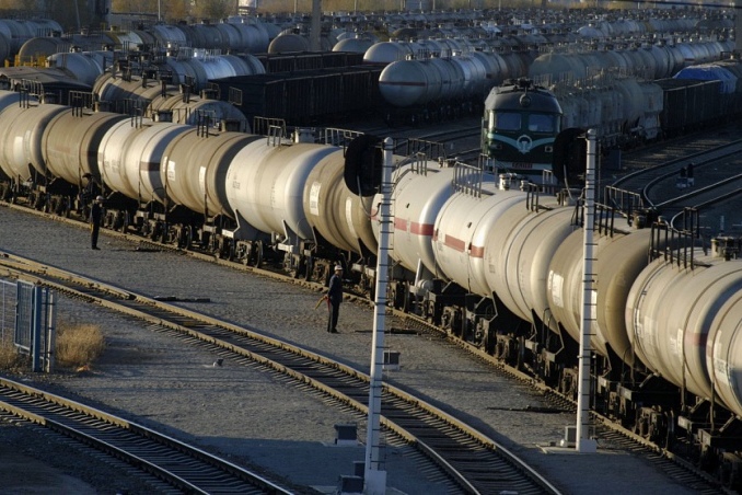 Иран не продает дизтопливо и бензин в Армению и на другие внешние рынки