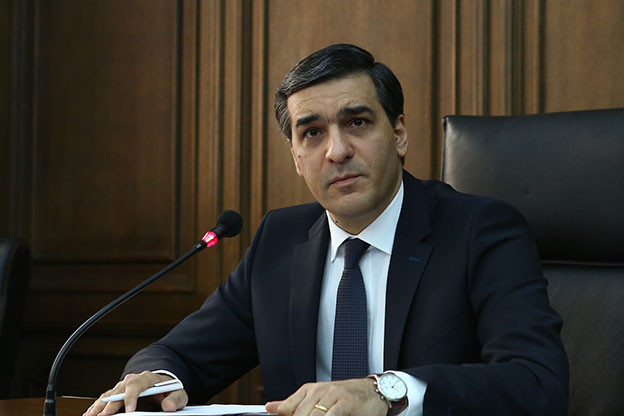 Верховный комиссар ООН по правам человека заявила, что обстрелы в Нагорном Карабахе могут быть приравнены  к военным преступлениям. Арман Татоян