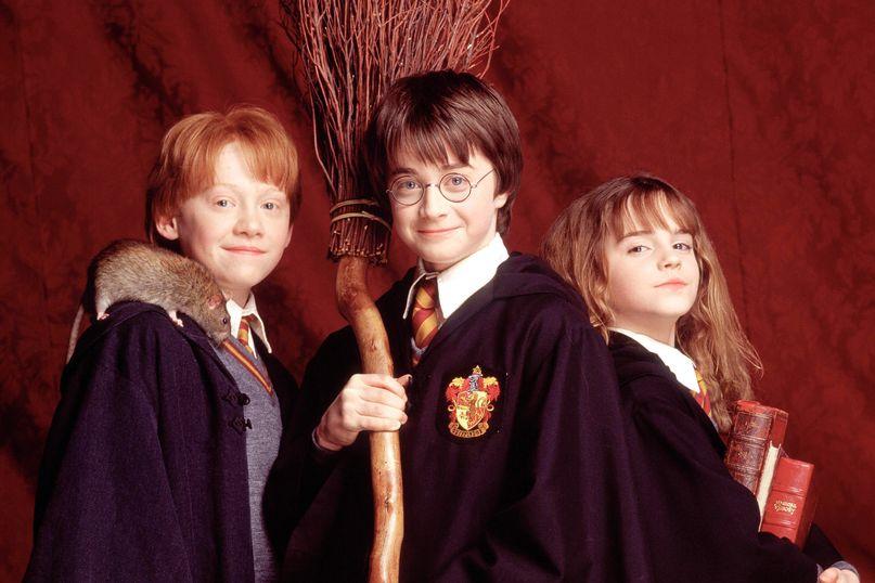 Возвращение в школу чародейства: Джоан Роулинг опубликует четыре новые электронных книги о мире Гарри Поттера