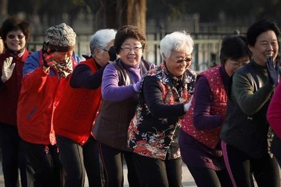 Эмоции и продолжительность жизни: часто злящиеся пожилые люди в среднем живут меньше – исследование 