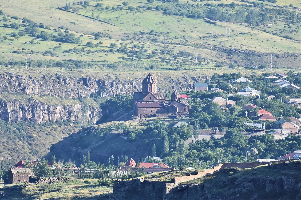 Страна секретов и тайн: монастырь Ованаванк – один из древнейших в Армении центров по созданию рукописей