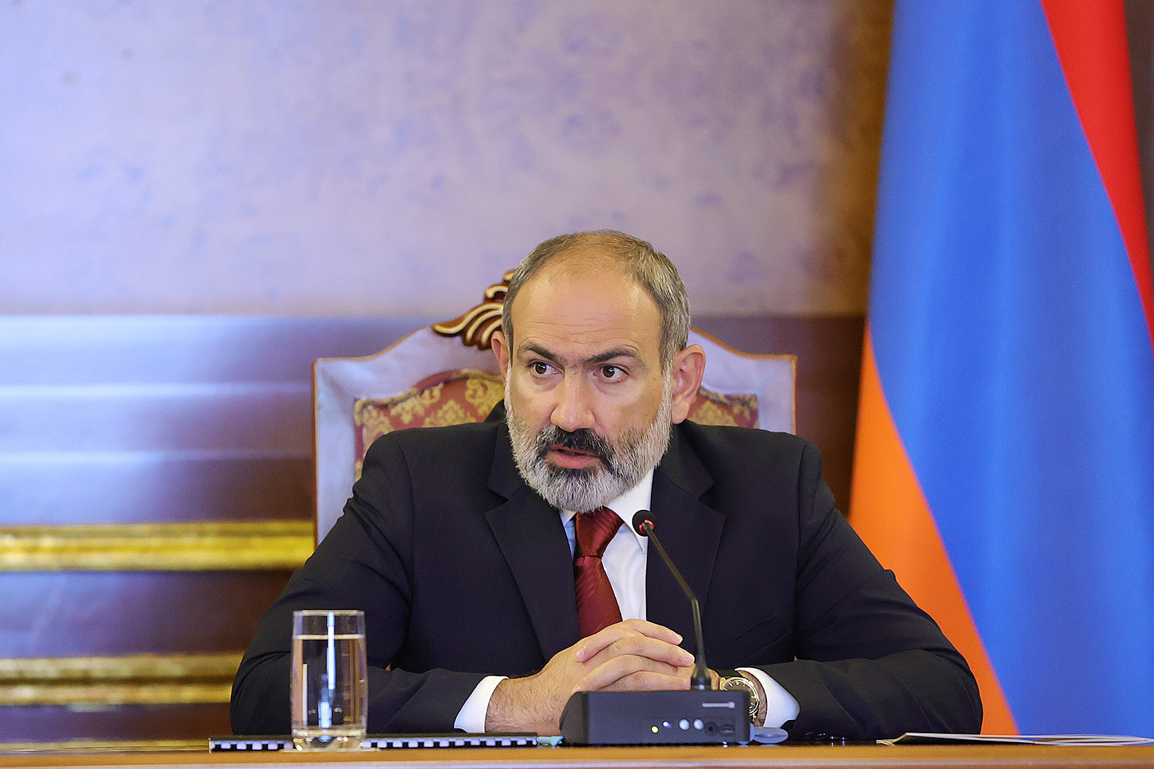 Пашинян поздравил оппозицию с прохождением в парламент