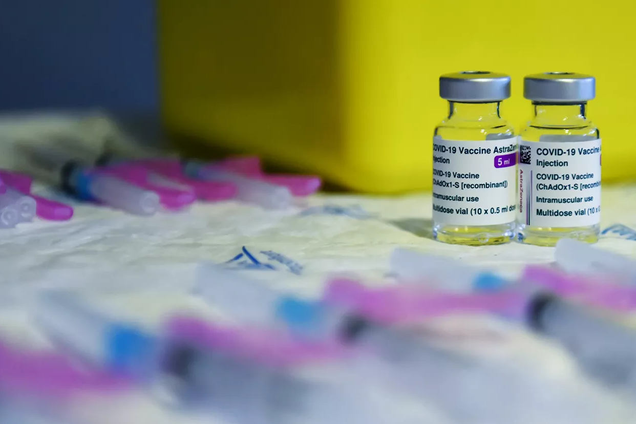 До 70% поляков отказываются прививаться вакциной AstraZeneca