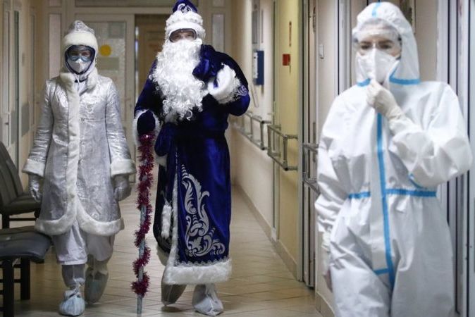 ВВС: Как менялись наши представления о коронавирусе за год пандемии