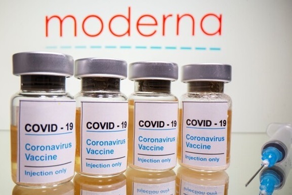 Вакцина против коронавируса компании Moderna получила зеленый свет в США
