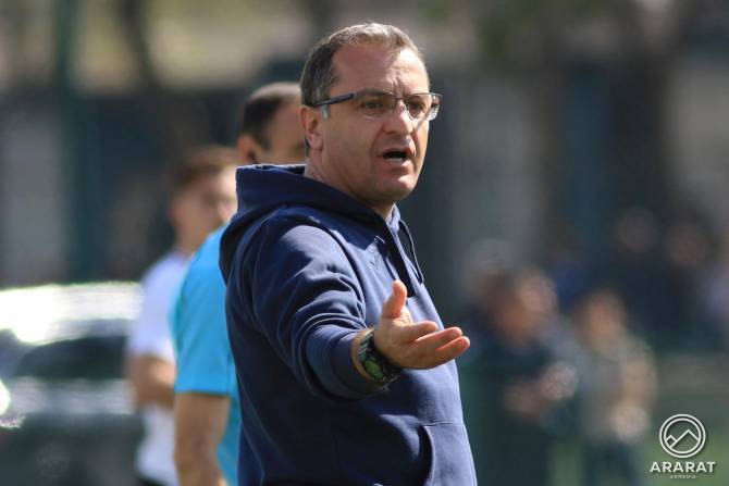 Вардан Минасян ушел с поста главного тренера футбольного клуба «Арарат-Армения»